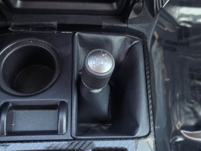 Used 2024 Toyota 4Runner TRD Off-Road Premium w/ Off Road Premium Plus Package AWD/4WD image 26