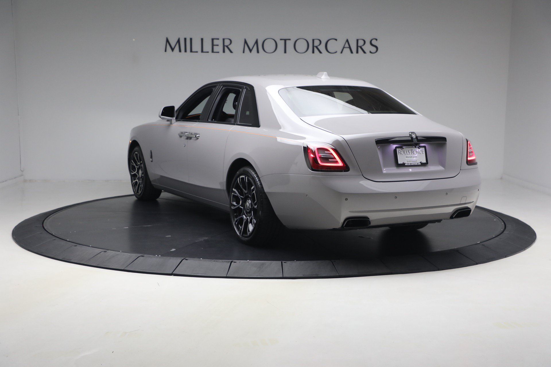 Certified 2023 Rolls-Royce Ghost Black Badge AWD/4WD image 8