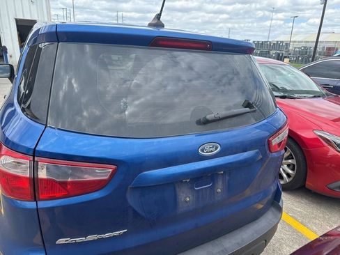 Used 2021 Ford EcoSport S FWD image 4