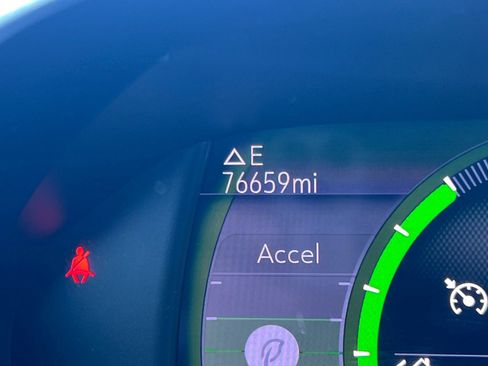 Used 2019 Chevrolet Volt LT image 18