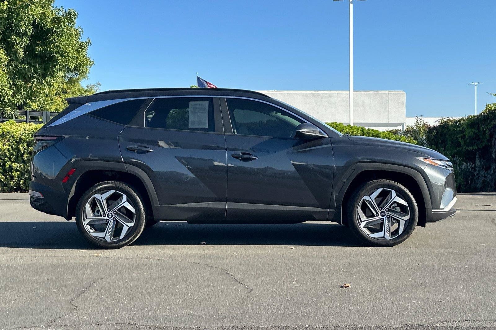Used 2023 Hyundai Tucson SEL w/ Convenience Package AWD/4WD image 3