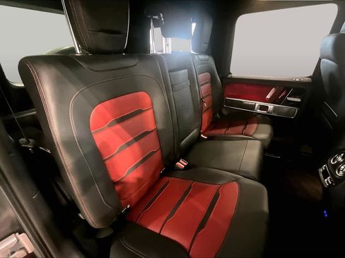 Used 2025 Mercedes-Benz G 63 AMG 4MATIC image 18