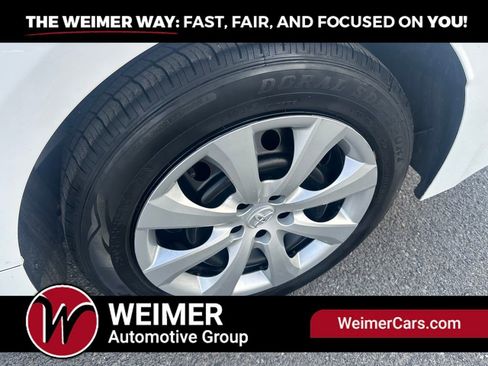 Used 2023 Toyota Corolla LE FWD image 33