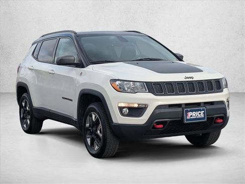 Used 2018 Jeep Compass Trailhawk w/ Navigation Group image 3