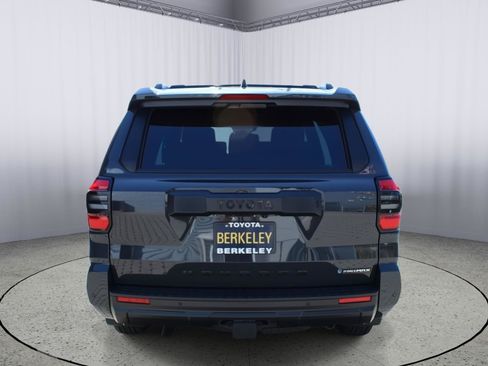 Used 2025 Toyota 4Runner TRD Off-Road Premium AWD/4WD image 7