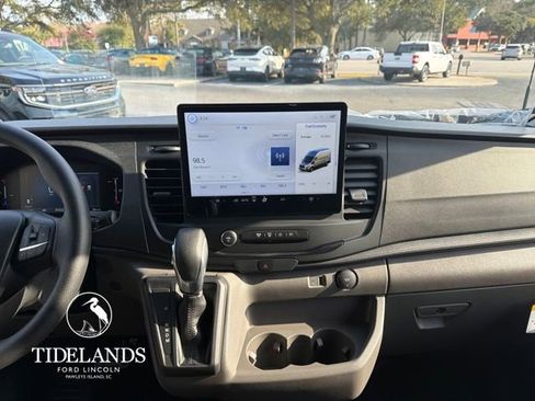 New 2026 Ford Transit 250 148 Medium Roof image 22