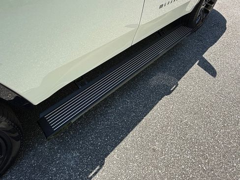 New 2026 Jeep Grand Wagoneer Summit AWD/4WD image 8