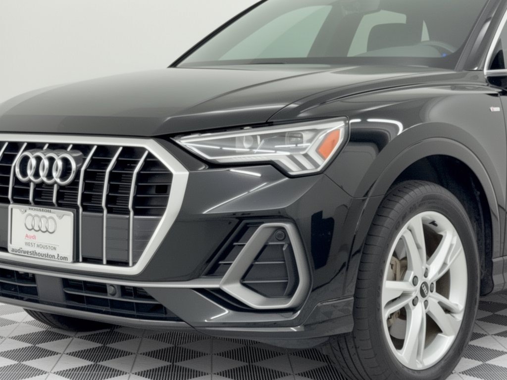 Used 2024 Audi Q3 2.0T Premium AWD/4WD image 12