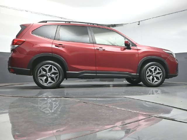 Used 2021 Subaru Forester Premium w/ Popular Package #1 AWD/4WD image 38