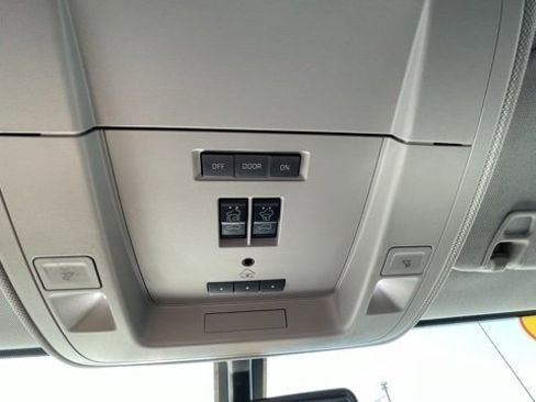 Used 2019 GMC Sierra 2500 SLT w/ All Terrain HD Package image 22