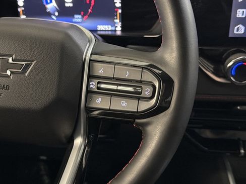 Used 2023 Chevrolet Colorado Z71 w/ Z71 Convenience Package 2 image 30