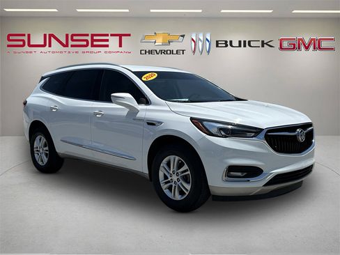 Used 2020 Buick Enclave Essence FWD image 1