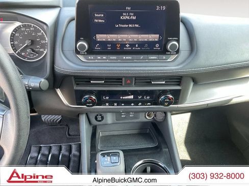 Used 2024 Nissan Rogue SV AWD/4WD image 11