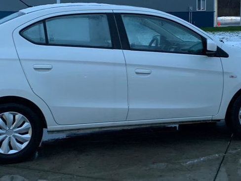 Used 2017 Mitsubishi Mirage G4 ES image 1