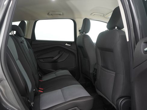 Used 2018 Ford Escape SE image 12