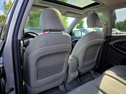Used 2011 Toyota RAV4 Limited w/ Limited Extra Value Pkg AWD/4WD image 40