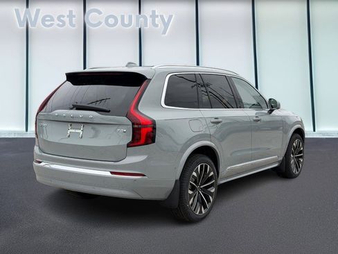 New 2026 Volvo XC90 T8 Plus w/ Protection Package AWD/4WD image 3