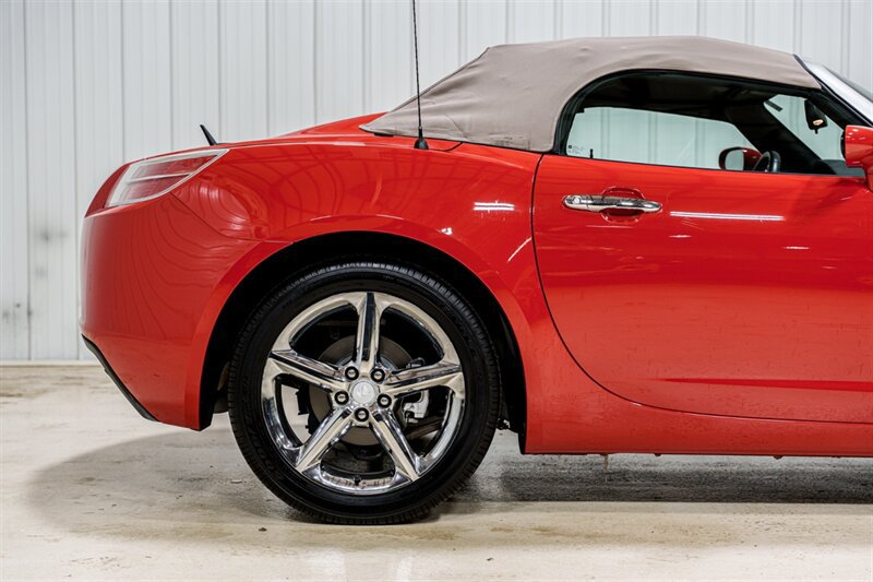 Used 2007 Saturn Sky w/ Premium Trim Pkg RWD image 11