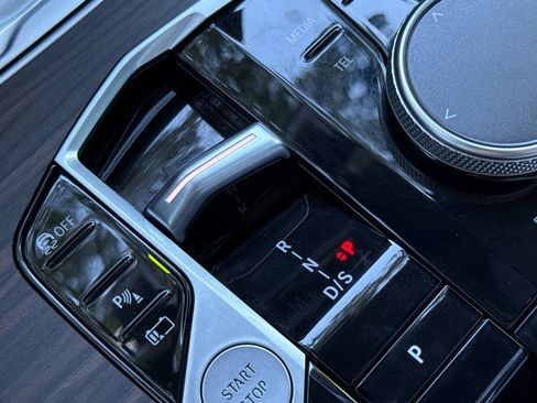 Certified 2024 BMW X5 xDrive50e w/ Parking Assistance Package image 27