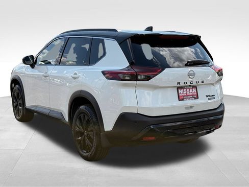 Certified 2023 Nissan Rogue SV w/ SV Premium B Package AWD/4WD image 12
