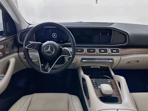 Used 2024 Mercedes-Benz GLE 350 4MATIC image 25