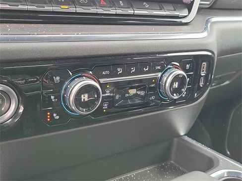 Certified 2023 GMC Sierra 1500 SLT w/ SLT Premium Package image 15