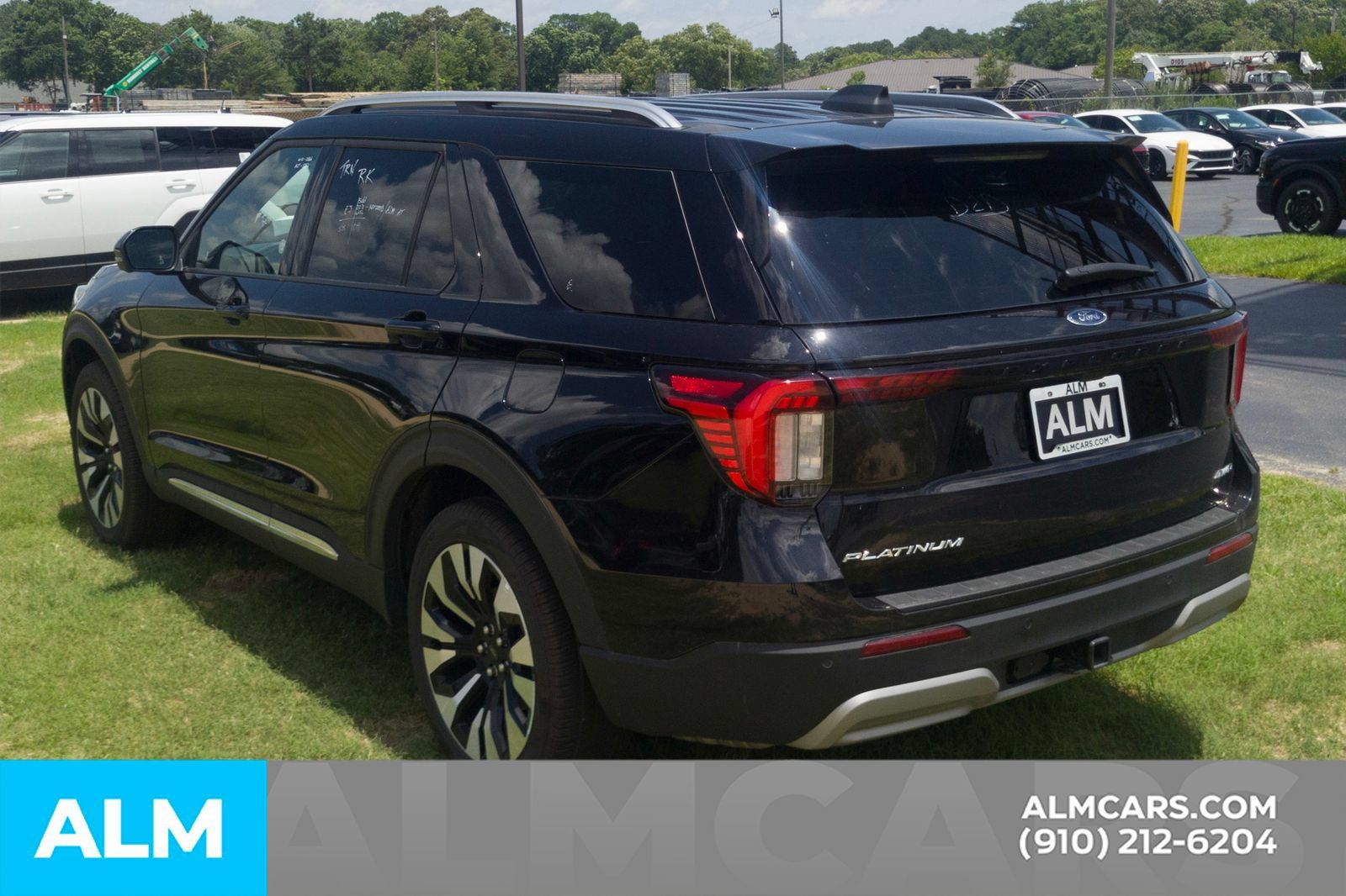 Used 2026 Ford Explorer Platinum w/ LUX Leather Package AWD/4WD image 10