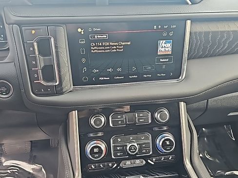 Certified 2024 GMC Yukon XL Denali w/ Max Trailering Package image 25