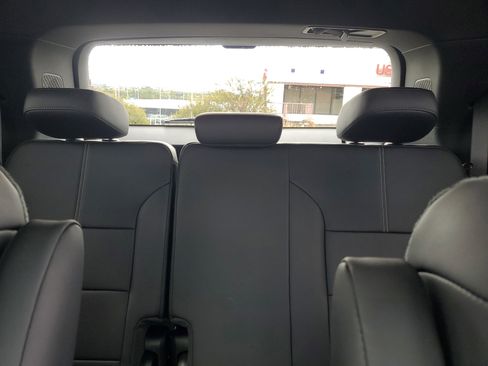 New 2026 GMC Acadia Elevation w/ Elevation Premium Package image 11