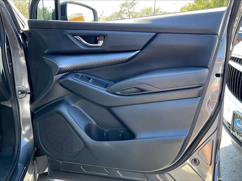 Used 2022 Subaru Ascent Onyx Edition image 23