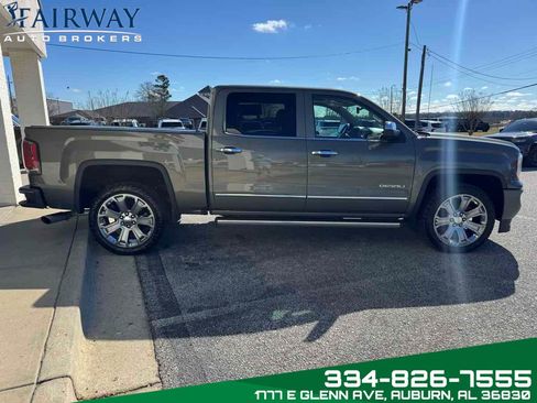 Used 2017 GMC Sierra 1500 Denali w/ Denali Ultimate Package image 5