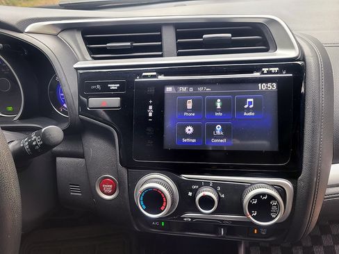 Used 2015 Honda Fit EX image 34