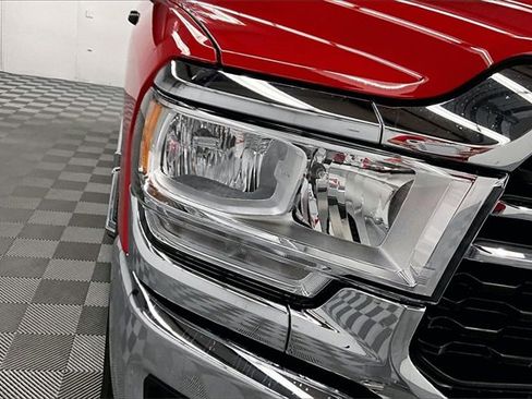 Used 2024 RAM 2500 Big Horn w/ Bed Utility Group image 29