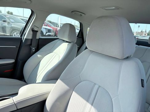 Used 2025 Hyundai Sonata SEL FWD image 11