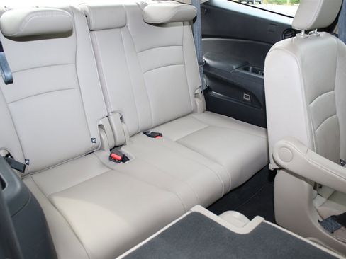 Used 2018 Honda Pilot Elite image 11