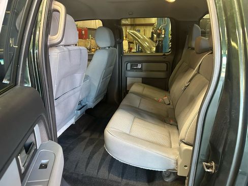 Used 2014 Ford F150 XLT w/ Equipment Group 302A Luxury AWD/4WD image 12
