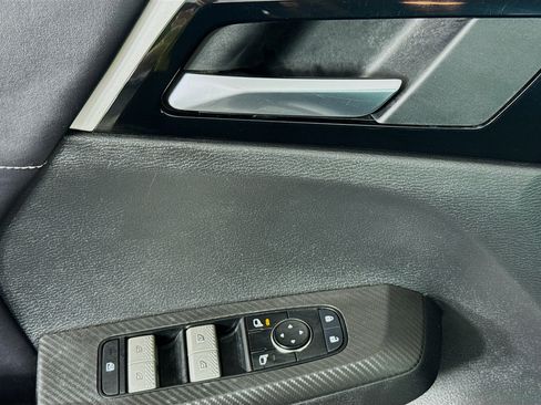 Used 2022 Mitsubishi Outlander SE image 23