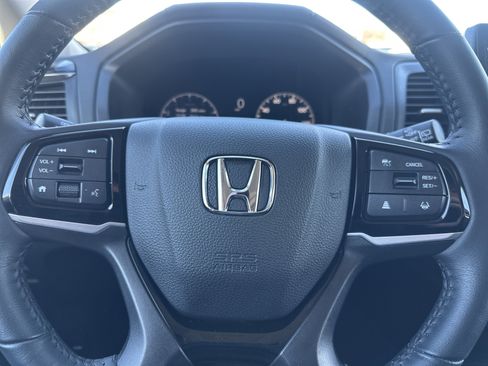 Certified 2025 Honda Odyssey Touring image 21