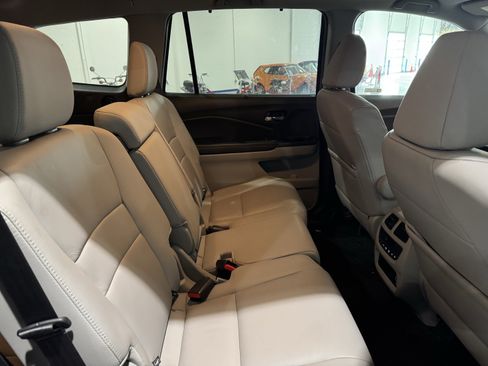 Used 2022 Honda Pilot Special Edition image 11