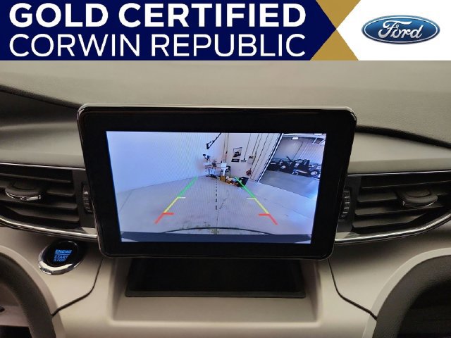 Used 2022 Ford Explorer XLT w/ Equipment Group 202A AWD/4WD image 20