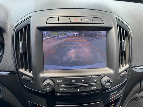 Used 2015 Buick Regal Premium w/ Experience Buick Package FWD image 19