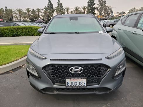 Used 2019 Hyundai Kona SEL image 2