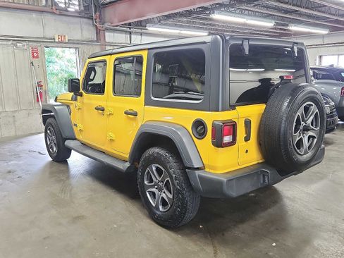 Used 2019 Jeep Wrangler Unlimited Sport S image 6