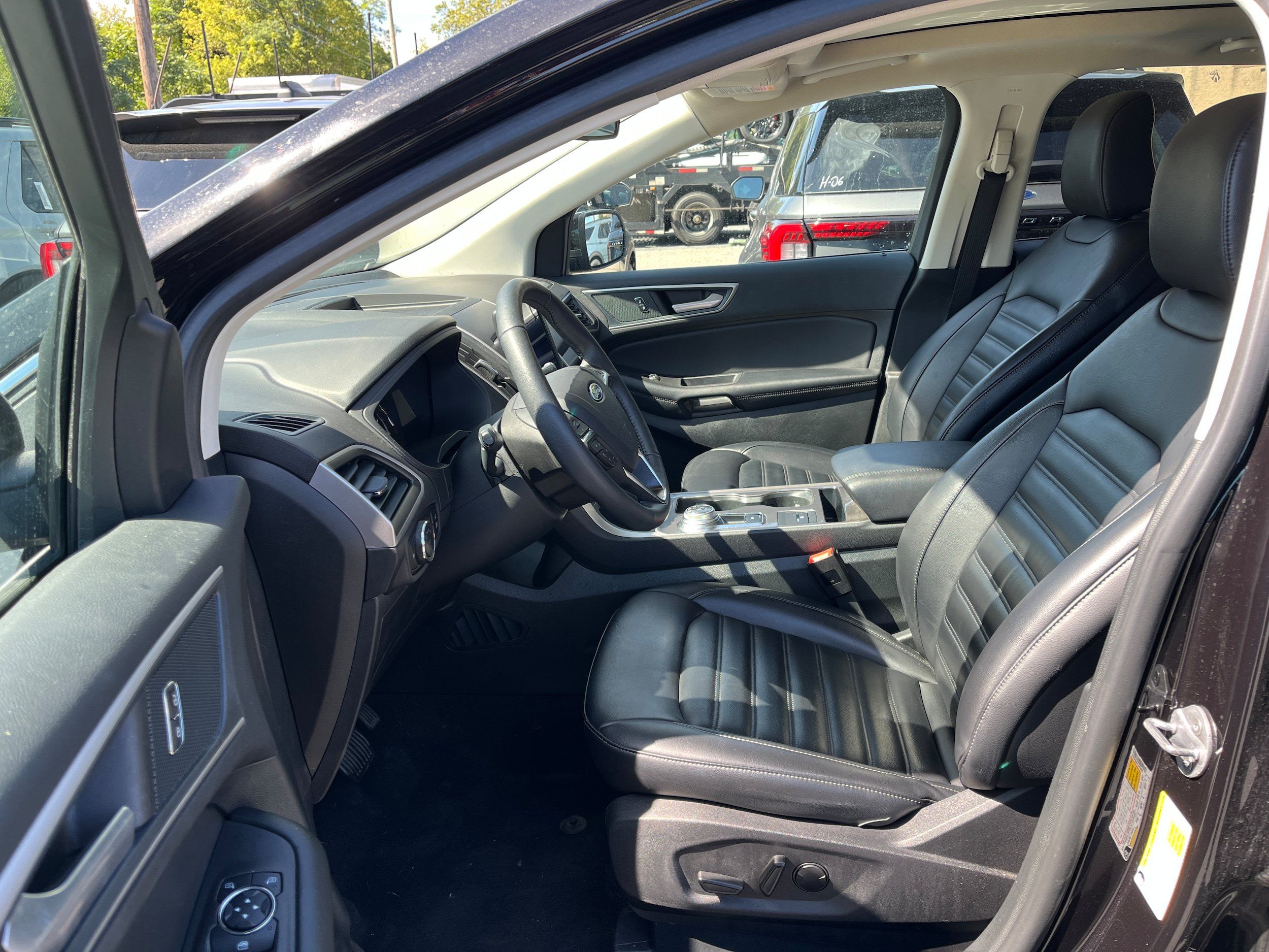 Certified 2024 Ford Edge SEL w/ Convenience Package AWD/4WD image 14