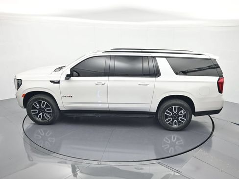 Used 2024 GMC Yukon XL AT4 AWD/4WD image 39