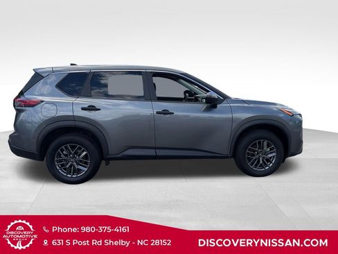 Certified 2024 Nissan Rogue S FWD image 5