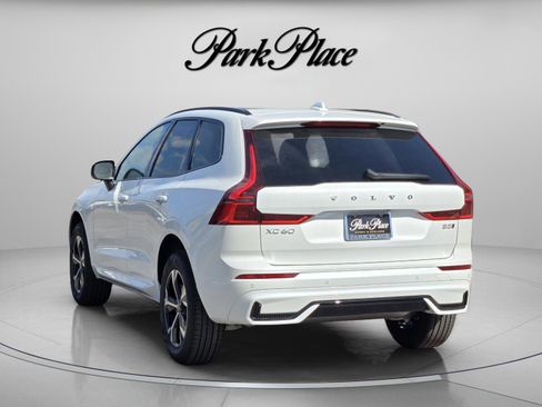 New 2026 Volvo XC60 B5 Core AWD/4WD image 3