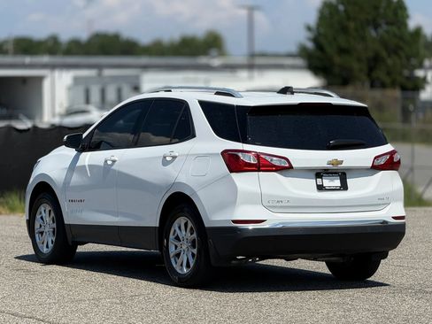 Used 2018 Chevrolet Equinox LT w/ Sun & Infotainment Package AWD/4WD image 10