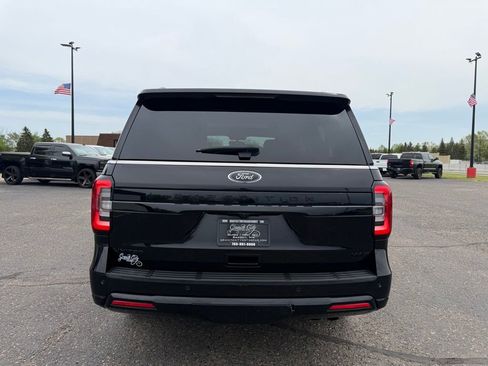 Used 2022 Ford Expedition Max Limited AWD/4WD image 6