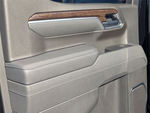 New 2026 GMC Sierra 1500 Elevation w/ Elevation Premium Package AWD/4WD image 11